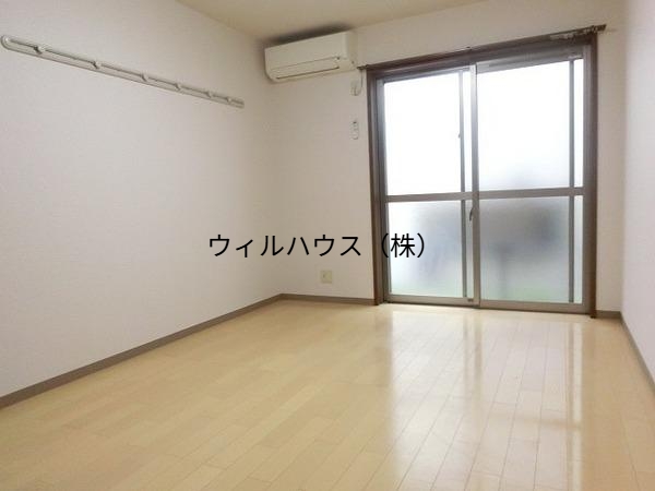 その他部屋・スペース　明るい洋室！