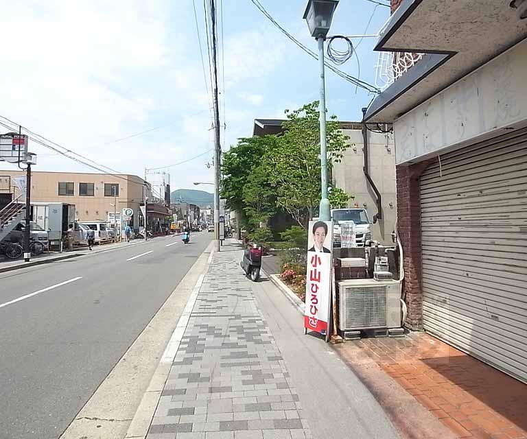その他　前面道路です。