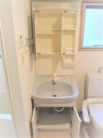 洗面設備　※別部屋参考写真
