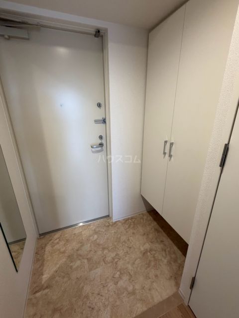 セレニテ梅田北グランデの玄関写真