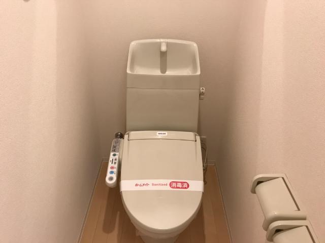トイレ　シャワー付トイレ