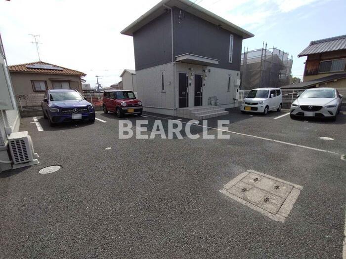 駐車場　駐車場があります