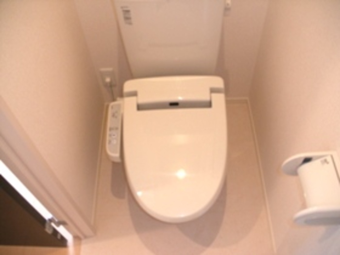 トイレ　コンパクトで使いやすいトイレです