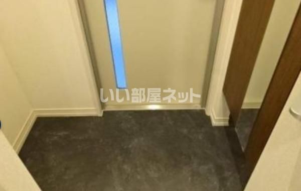 クレストヒルの玄関写真
