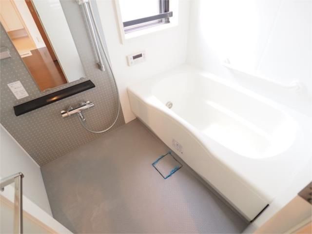 バス・シャワールーム　写真は同タイプ住居です