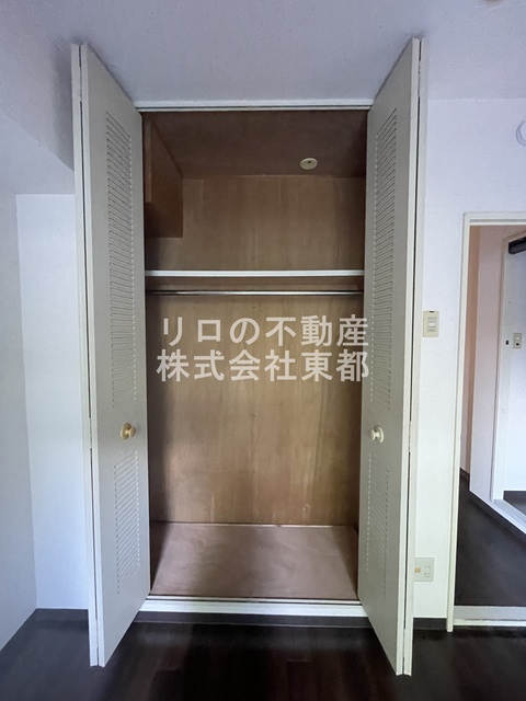 収納　パイプハンガー付き☆畳まず衣類を掛けることができます♪