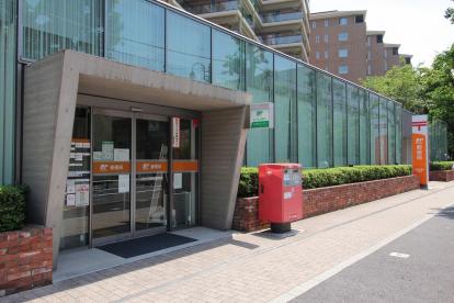 郵便局　渋谷広尾四郵便局（郵便局）まで587m