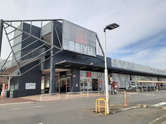 スーパー　西友楽市守谷店（スーパー）まで1010m