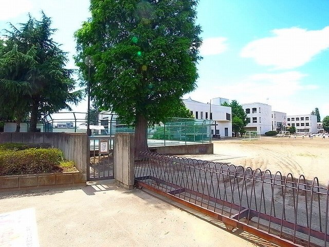 小学校　大泉町立北小学校（小学校）まで1354m