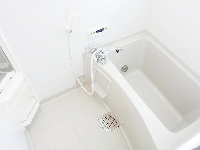 バス・シャワールーム　♪ゆったりバスルーム♪