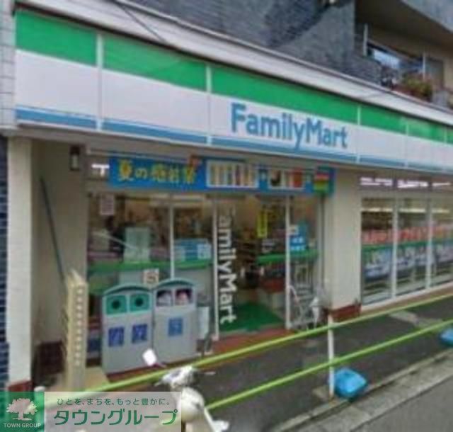 コンビニ　ファミリーマート吉川金町店（コンビニ）まで490m