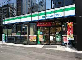 コンビニ　ファミリーマート 北参道駅前店（コンビニ）まで227m