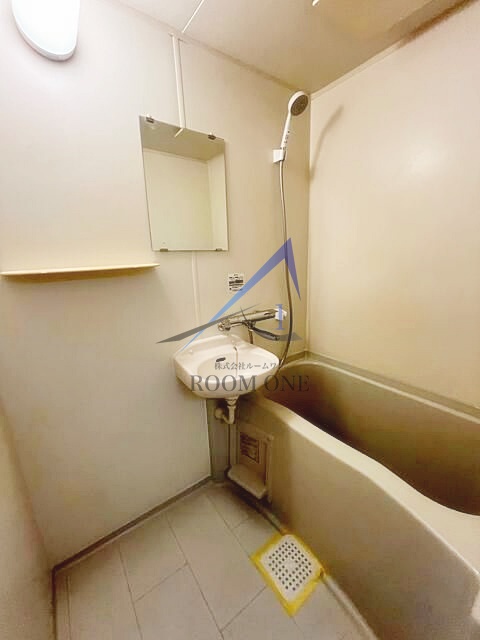 バス・シャワールーム　お風呂です。