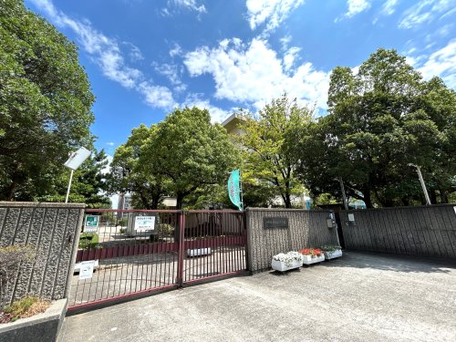 小学校　園田北小学校（小学校）まで828m