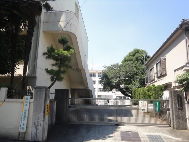 小学校　八王子市立第一小学校（小学校）まで603m