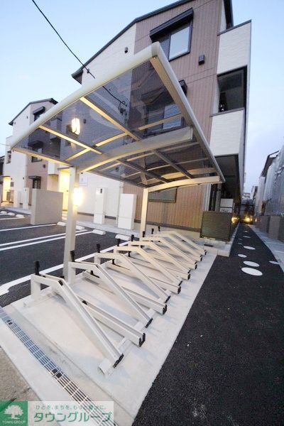 駐車場　駐車場
