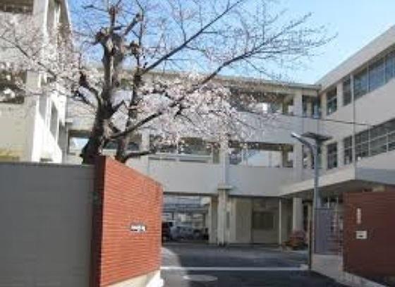 小学校　富野小学校（小学校）まで300m
