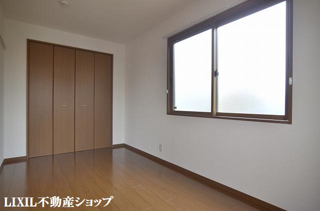その他　６帖の洋室です。