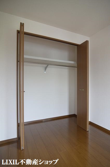 収納　６帖洋室のクローゼットです。