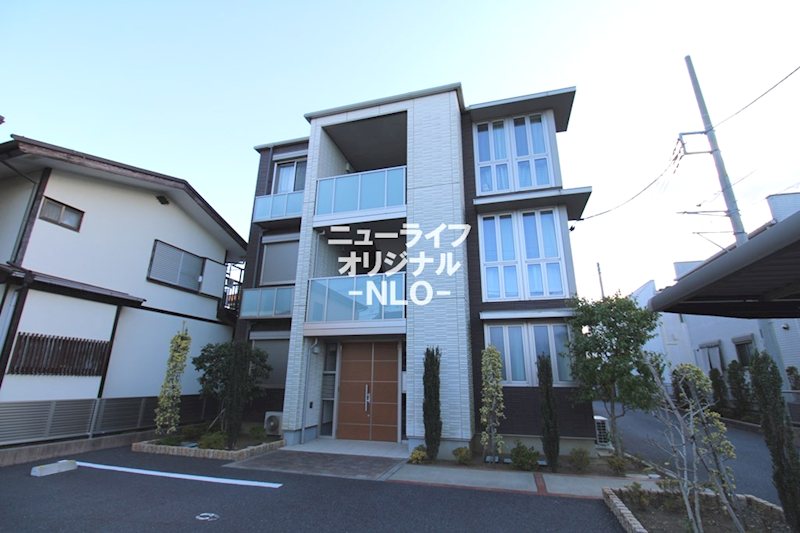 建物外観　積水ハウスの賃貸住宅シャーメゾン！