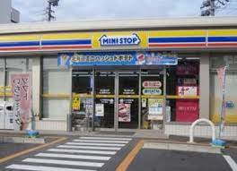 コンビニ　ミニストップ 夕陽ヶ丘店加賀徳酒店（コンビニ）まで186m