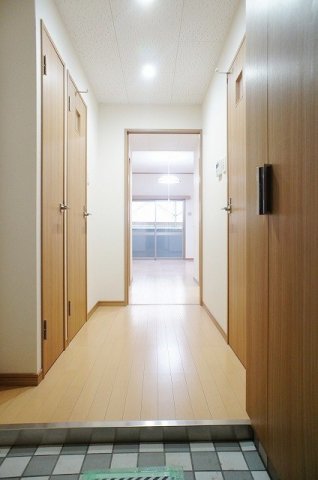玄関　落ち着いた玄関です