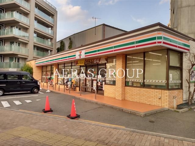 コンビニ　セブン-イレブン 渋谷本町３丁目店（コンビニ）まで126m