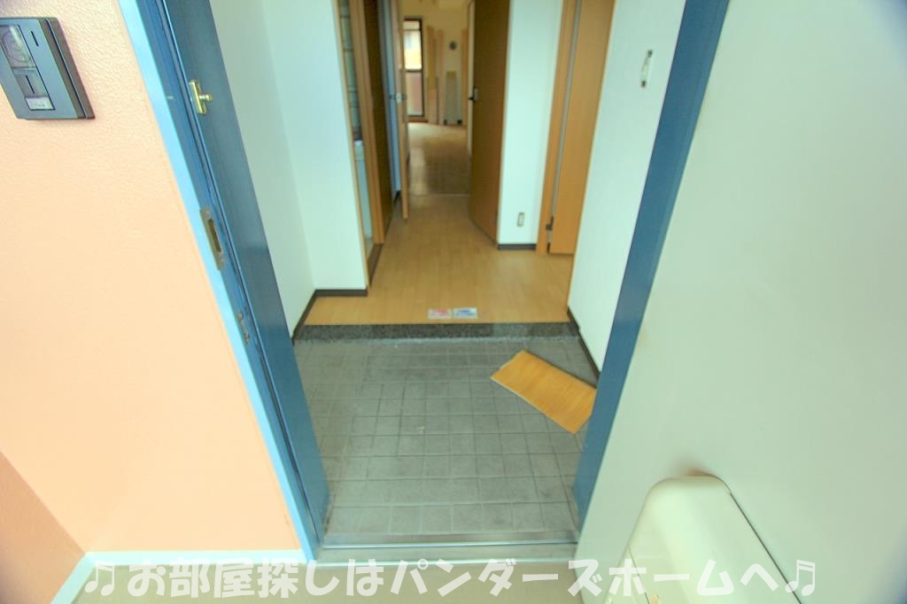 ノースコートの玄関写真