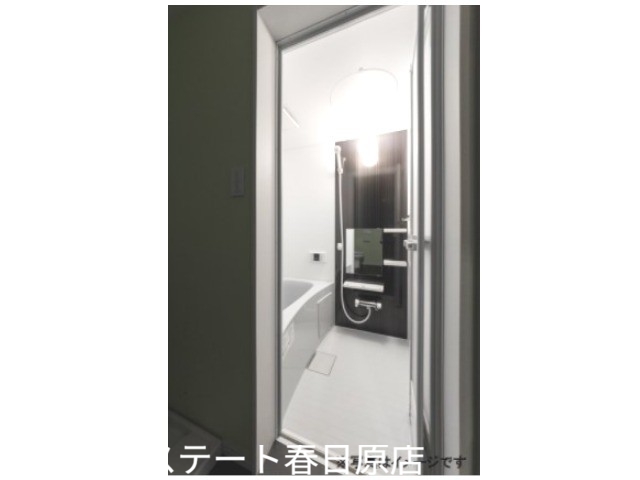 バス・シャワールーム　追い炊き付きのお風呂です。