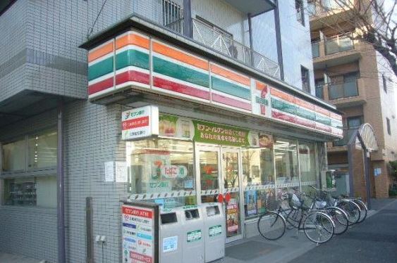 コンビニ　セブンイレブン 千住桜木店（コンビニ）まで314m