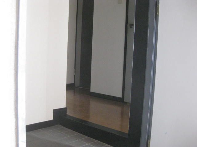 収納　現状優先とし写真は参照とする。
