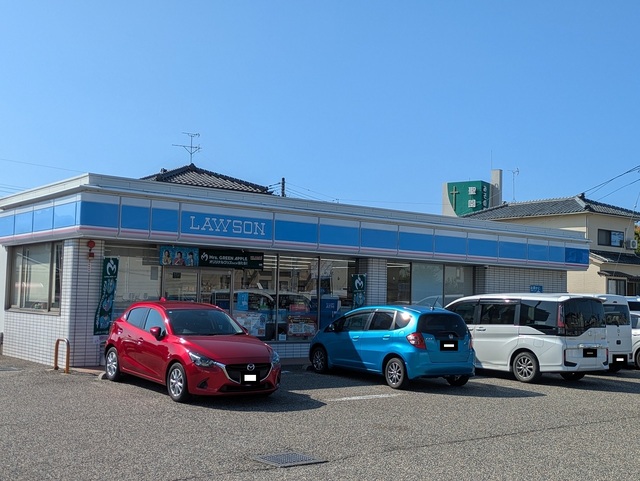コンビニ　ローソン青山7丁目店（コンビニ）まで610m