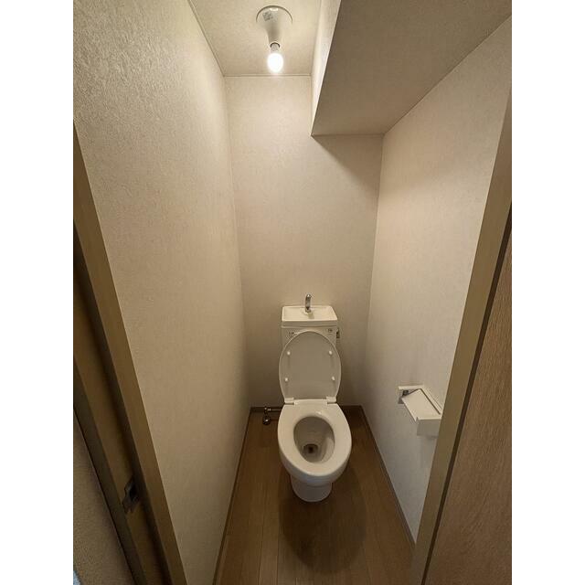 トイレ　※室内写真は全て別部屋のものです