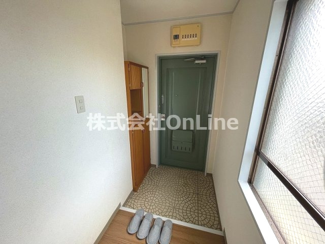 玄関　シンプルで使いやすい玄関です
