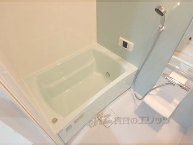 バス・シャワールーム　お風呂が新調されました。