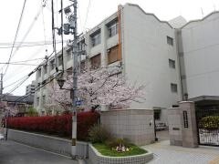 中学校　大阪市立上町中学校（中学校）まで435m