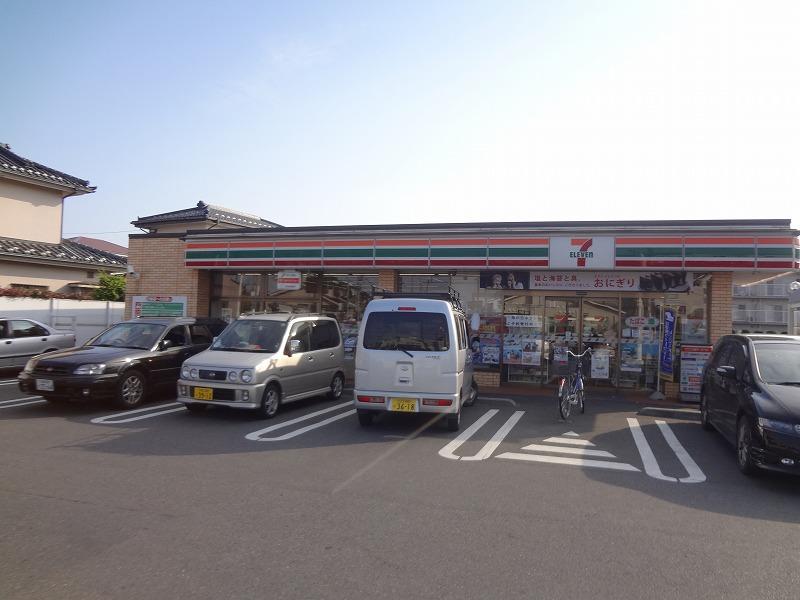 コンビニ　セブンイレブン（コンビニ）まで489m