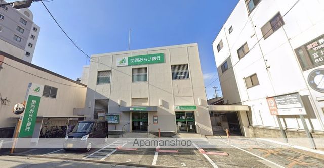 銀行　（株）関西みらい銀行／住ノ江駅前支店（銀行）まで417m
