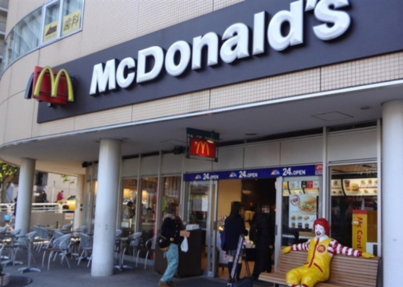 飲食店　マクドナルド 西大井駅前店（飲食店）まで542m