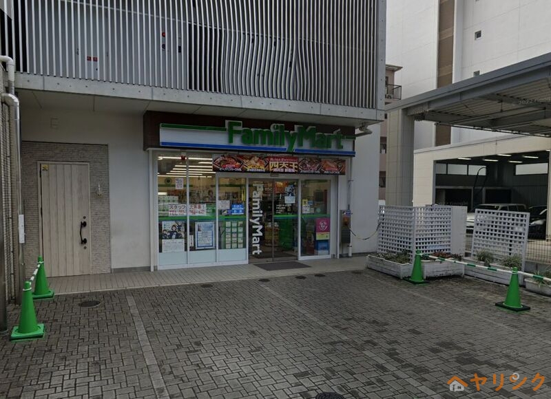 コンビニ　ファミリーマート本郷名古屋店（コンビニ）まで434m