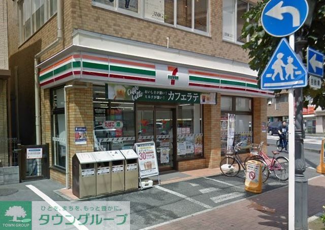 コンビニ　セブンイレブン浦和常盤10丁目店（コンビニ）まで691m