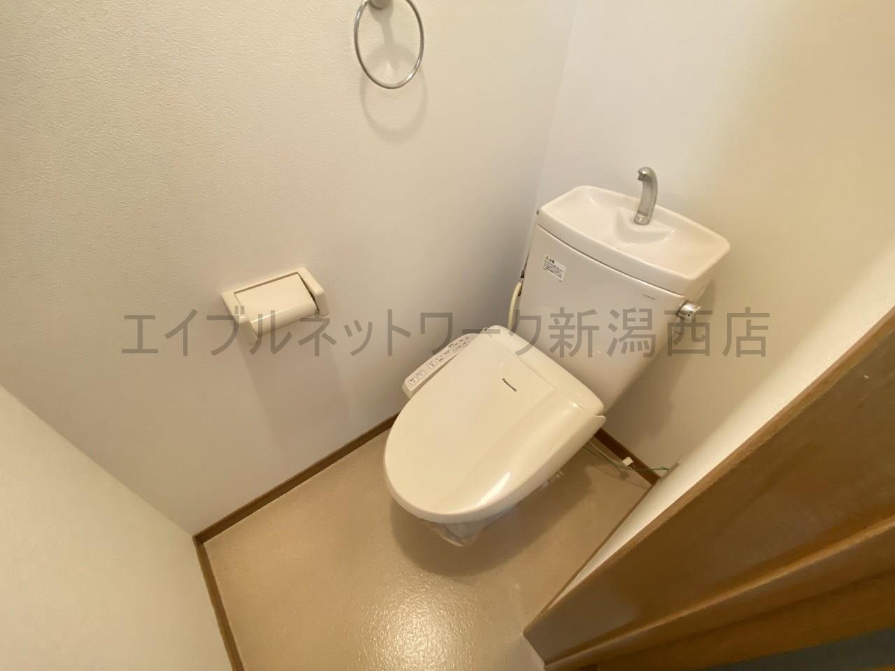 トイレ　参考写真
