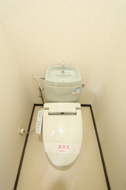 トイレ　☆衛生的な温水洗浄便座☆