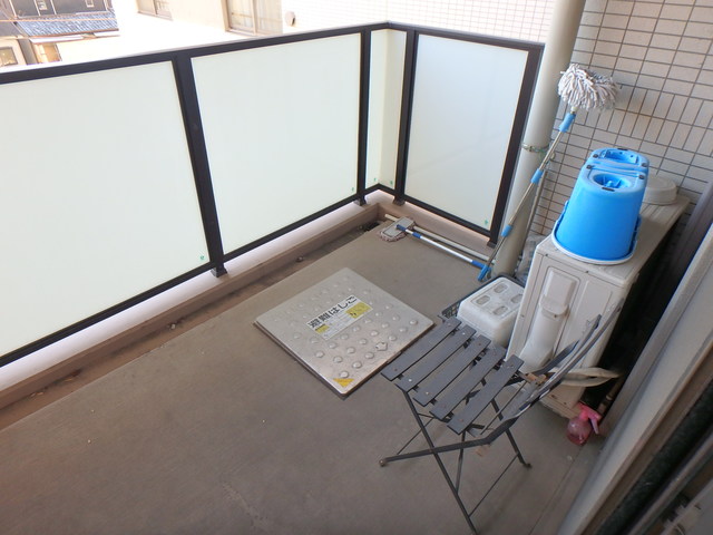 バルコニー　入居中写真