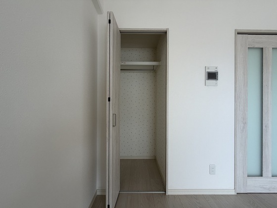 収納　※別部屋の写真です