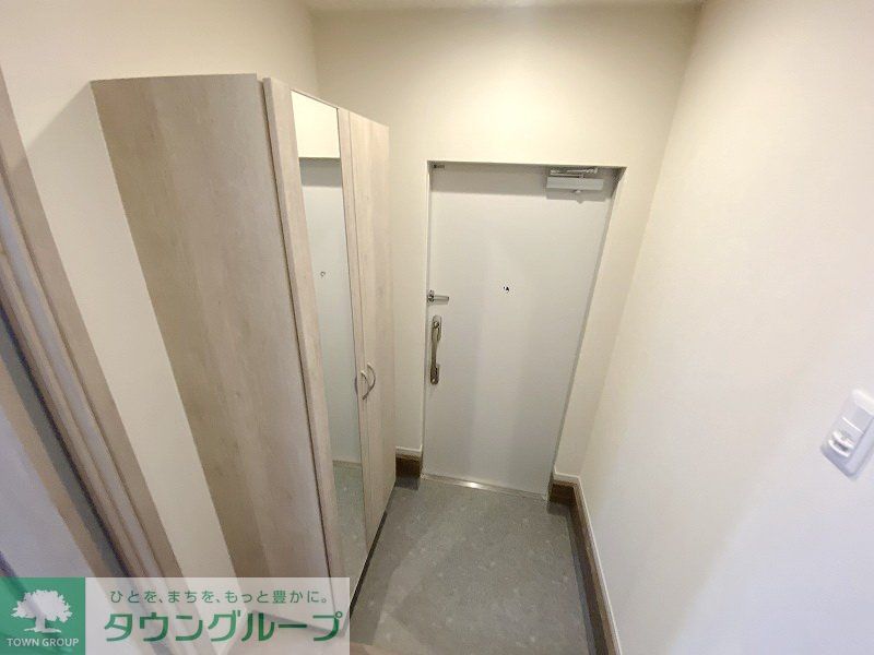 玄関　お部屋探しは株式会社　タウンハウジング　までお気軽にお問合…