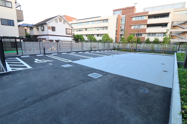 駐車場　駐車場