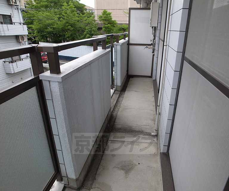 バルコニー　日当たりの良いバルコニーです！
