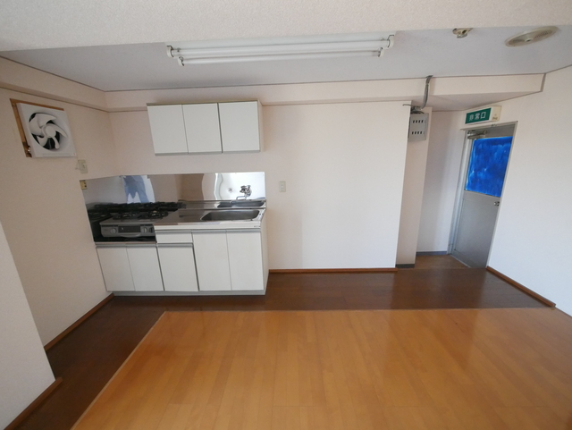 洗面設備　★キッチンスペースが広くてお料理が捗りますね★