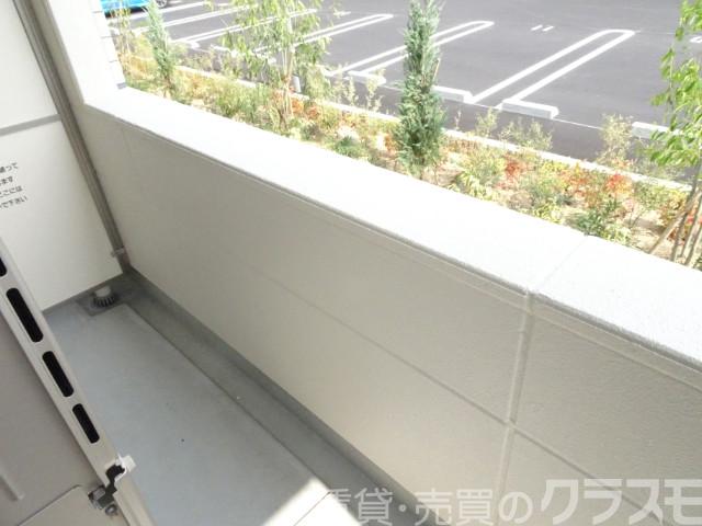 バルコニー　南向きだから洗濯物も乾きやすい♪